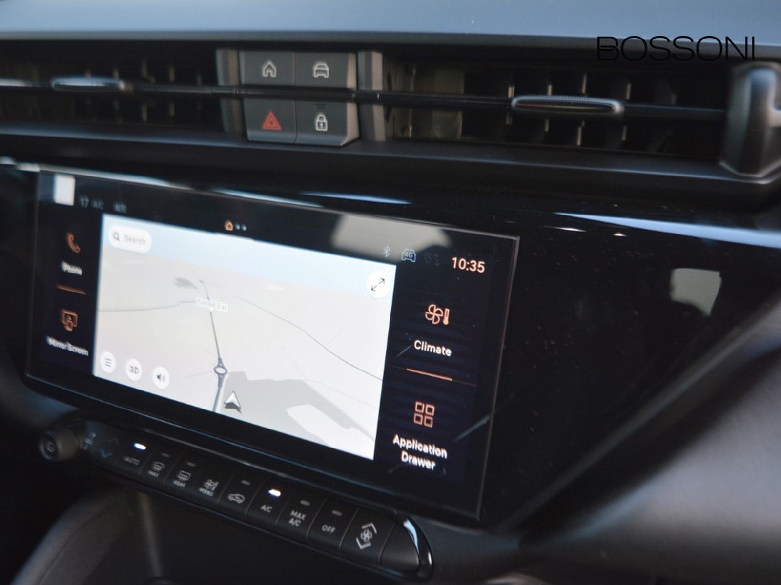 10 - Alfa Romeo Junior 1.2 hybrid 145cv ibrida q4 edct6