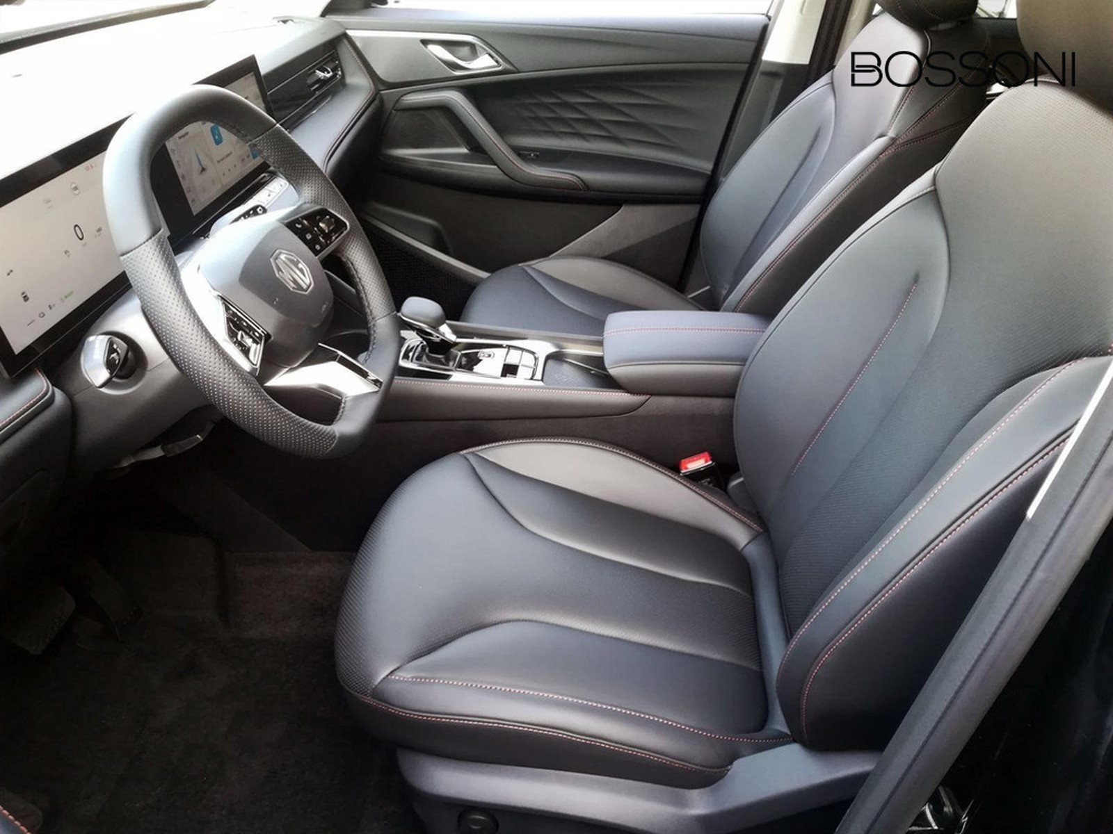 11 - Mg HS 1.5 phev luxury auto