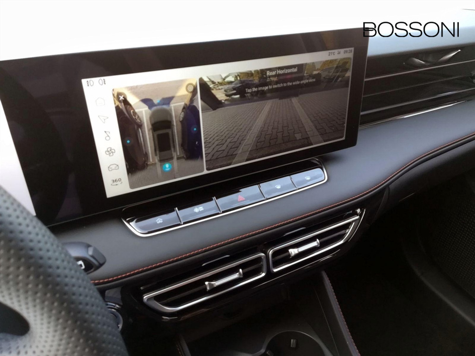 17 - Mg HS 1.5 phev luxury auto