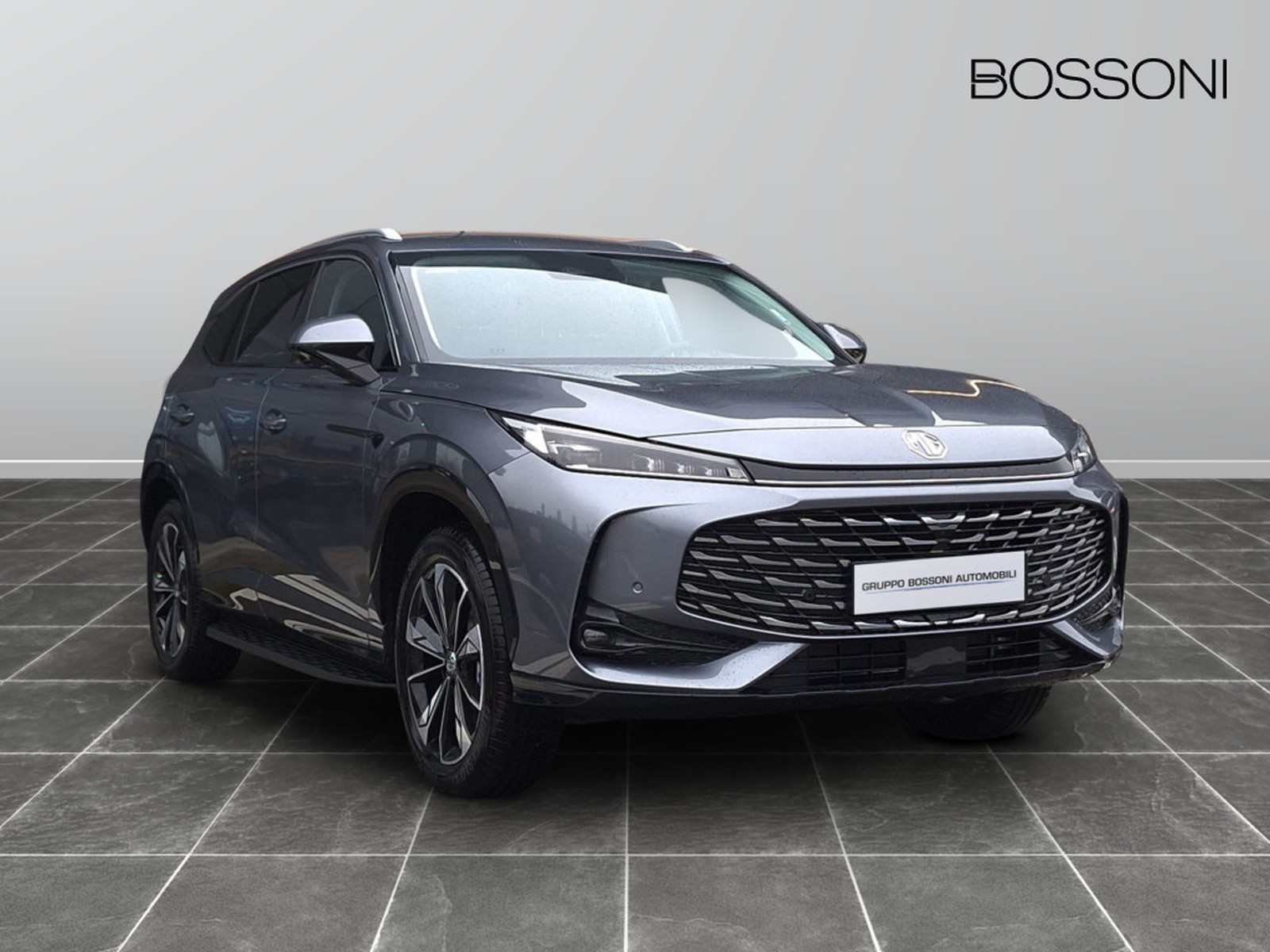 3 - Mg HS 1.5 phev luxury auto