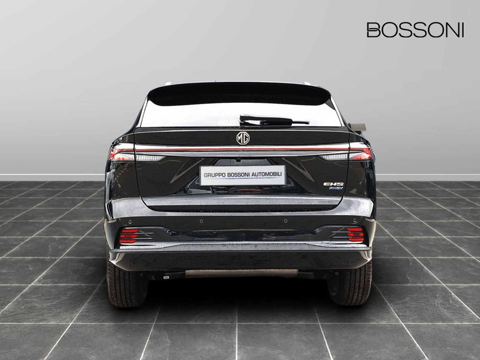 5 - Mg HS 1.5 phev luxury auto