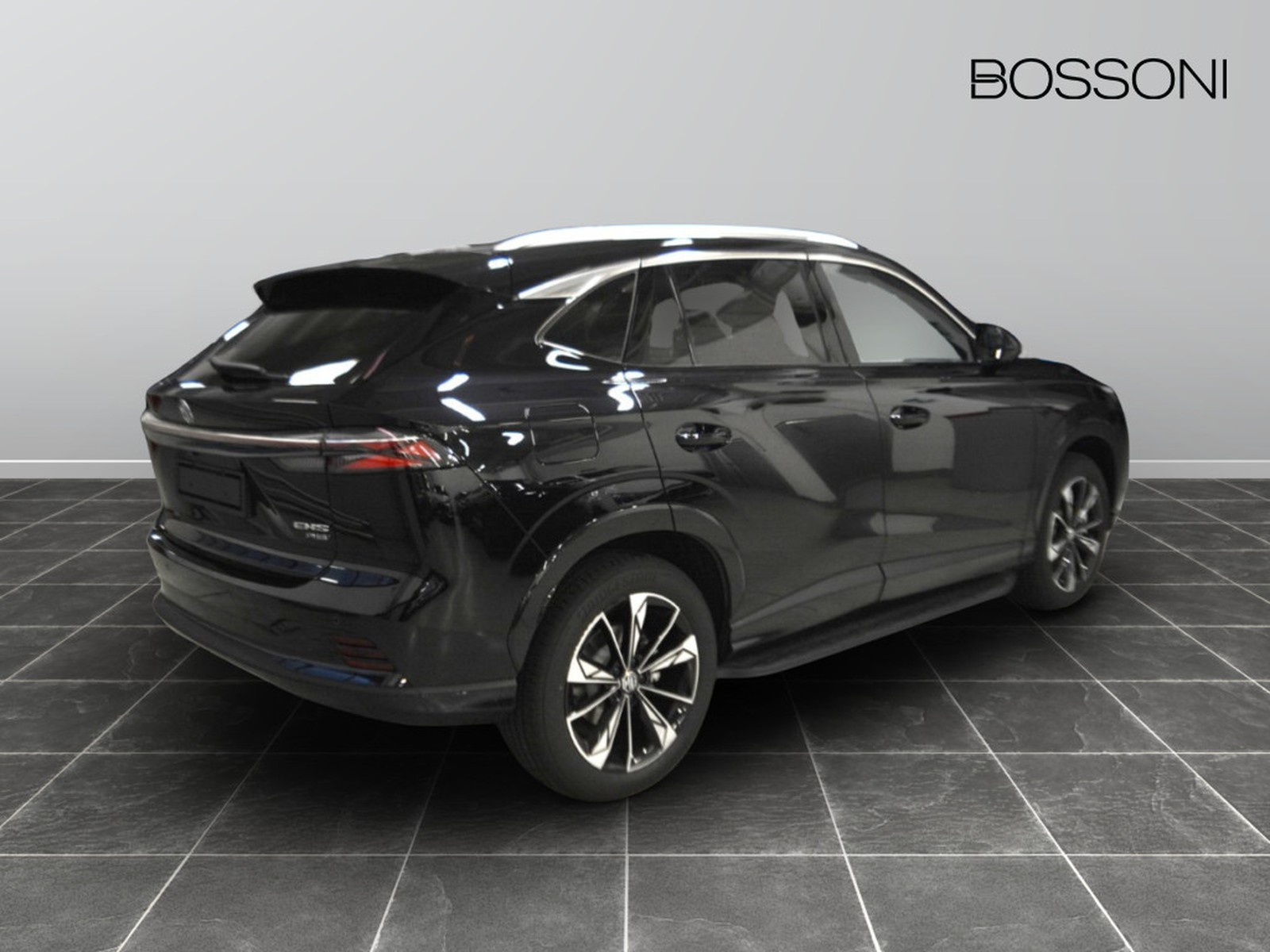 3 - Mg HS 1.5 phev luxury auto