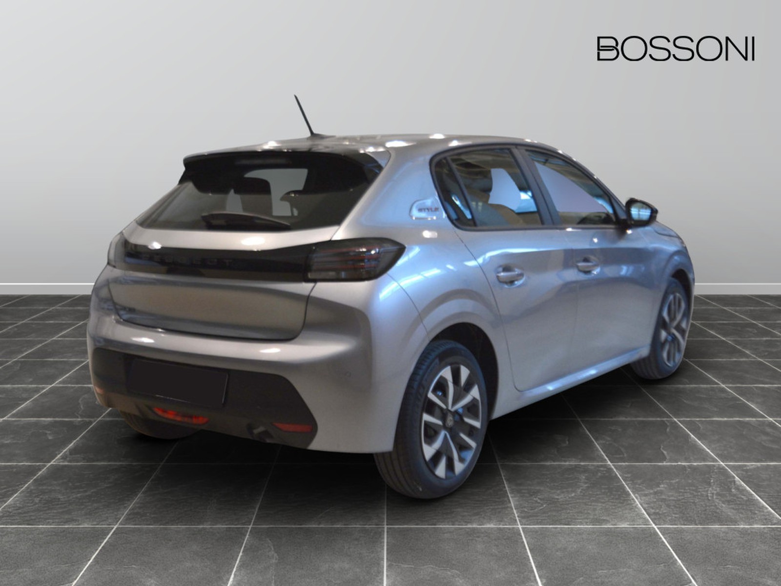 3 - Peugeot 208 1.2 puretech 100cv style s&s