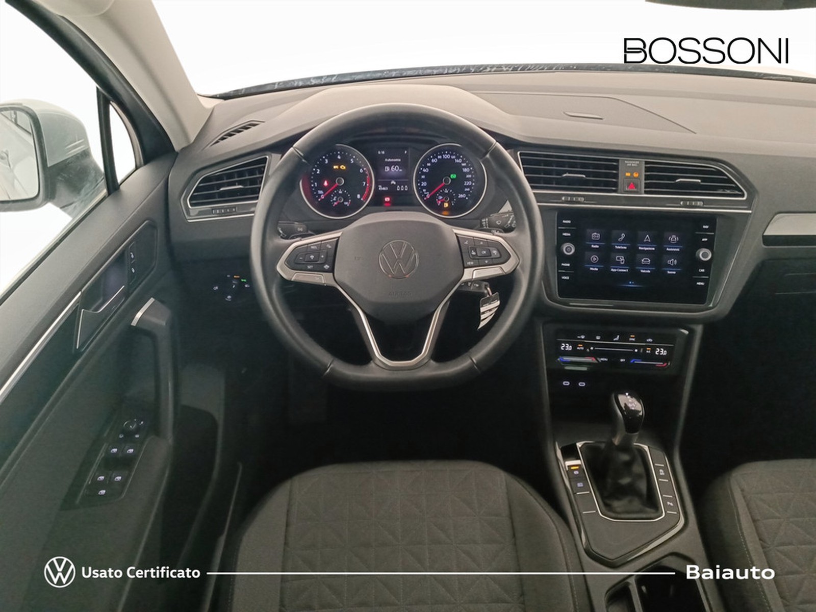 8 - Volkswagen Tiguan 1.5 tsi act 150cv life dsg