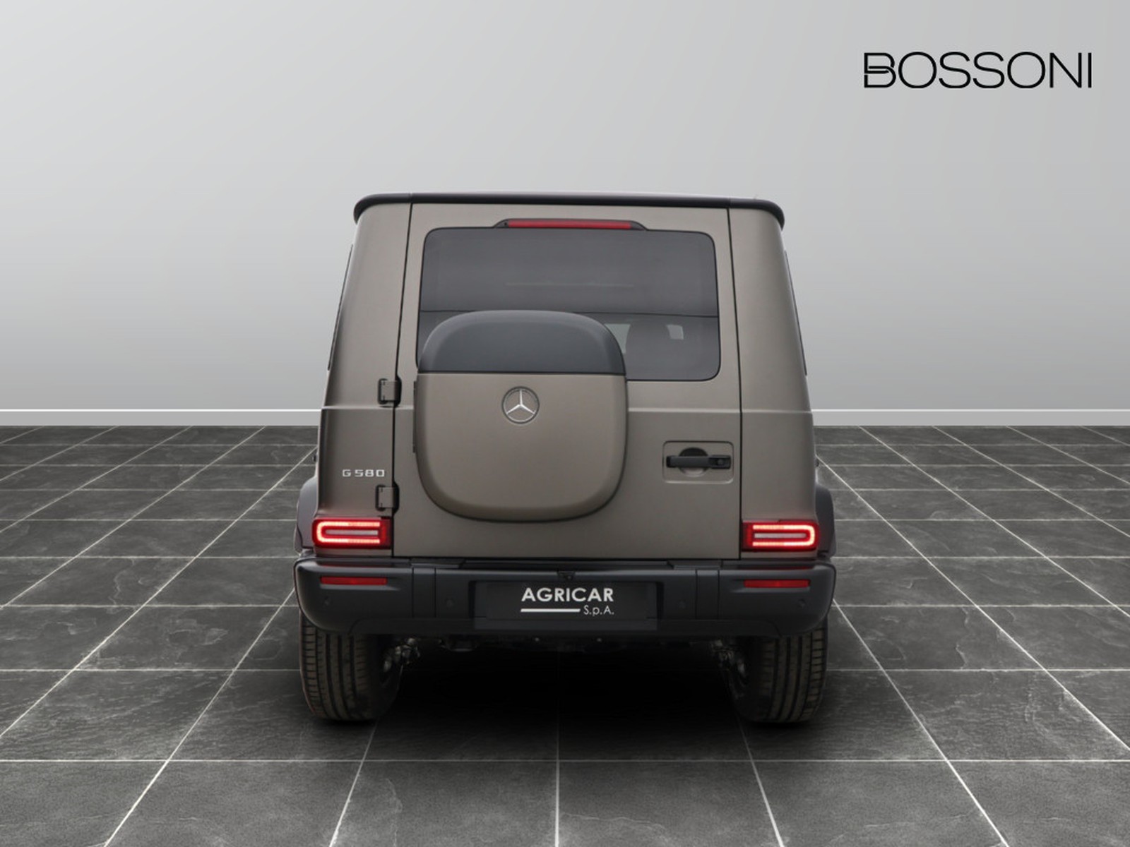 6 - Mercedes Classe G 580 eq amg line