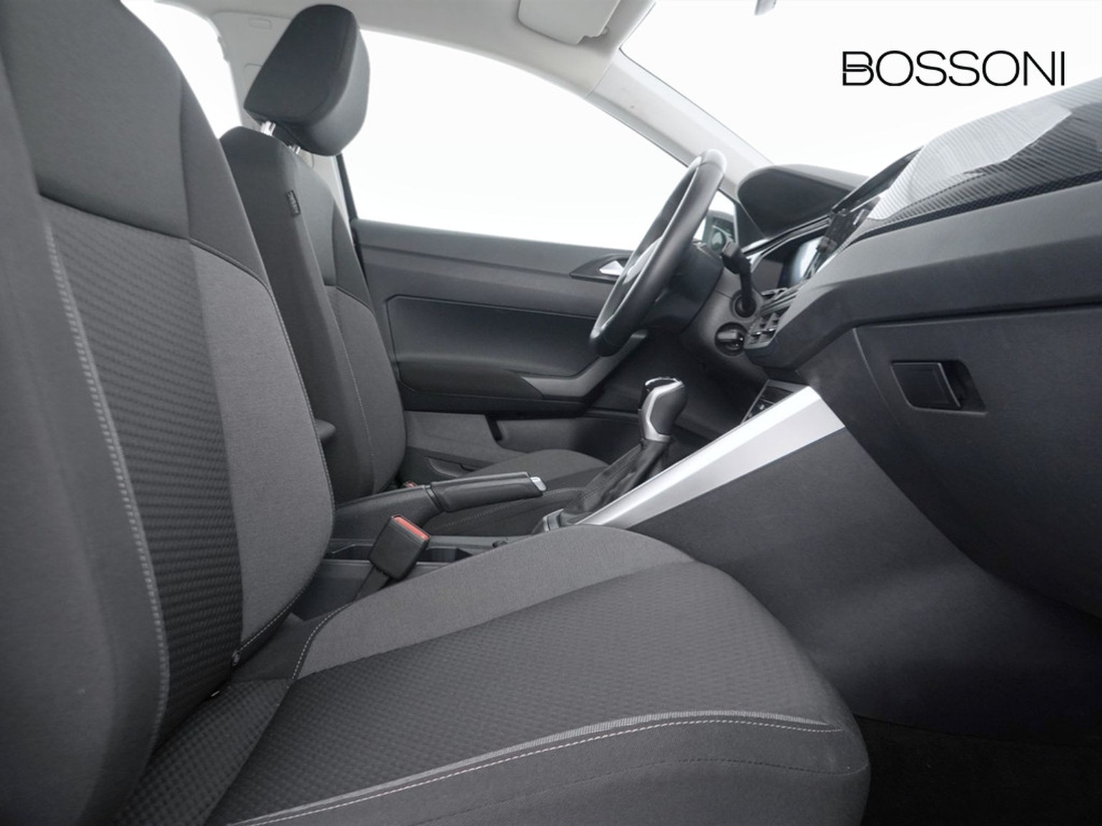 8 - Volkswagen Taigo 1.0 tsi 115cv life