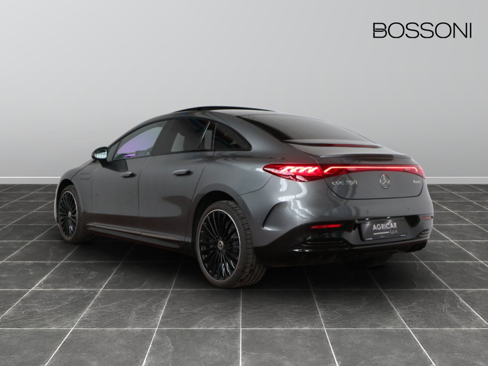 5 - Mercedes EQE 350 premium plus 4matic