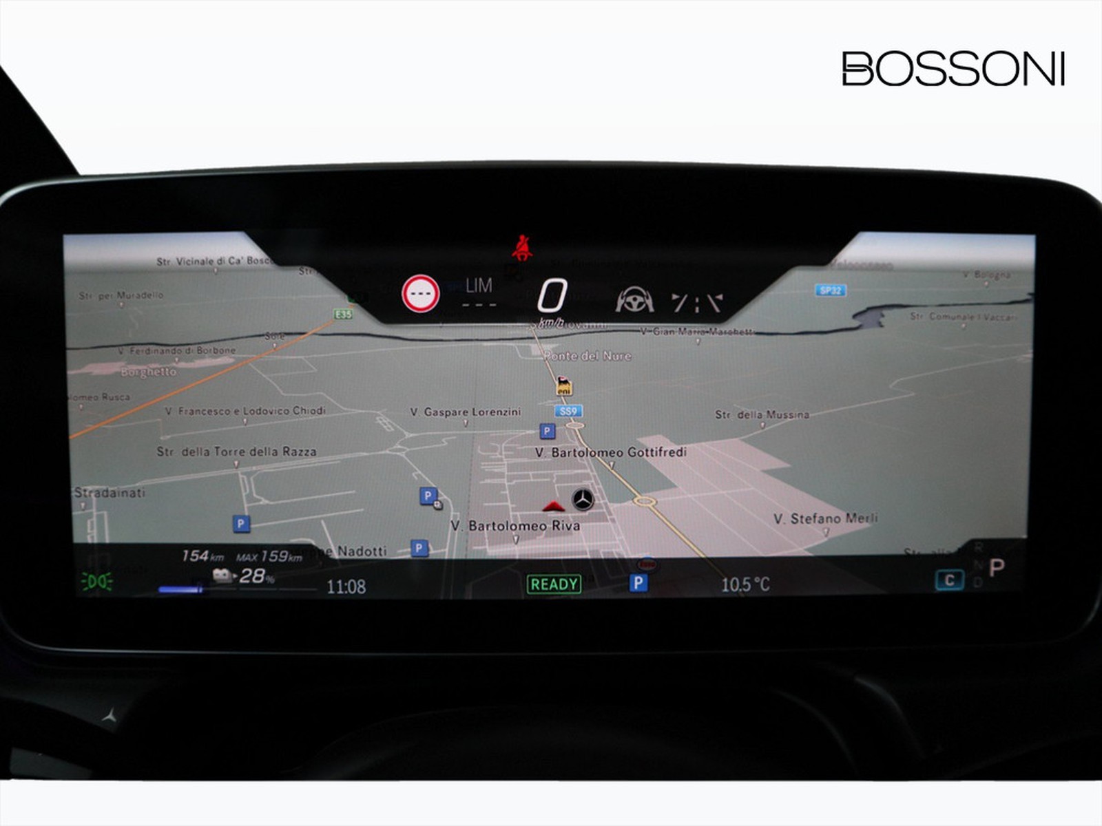 17 - Mercedes EQE 350 premium plus 4matic