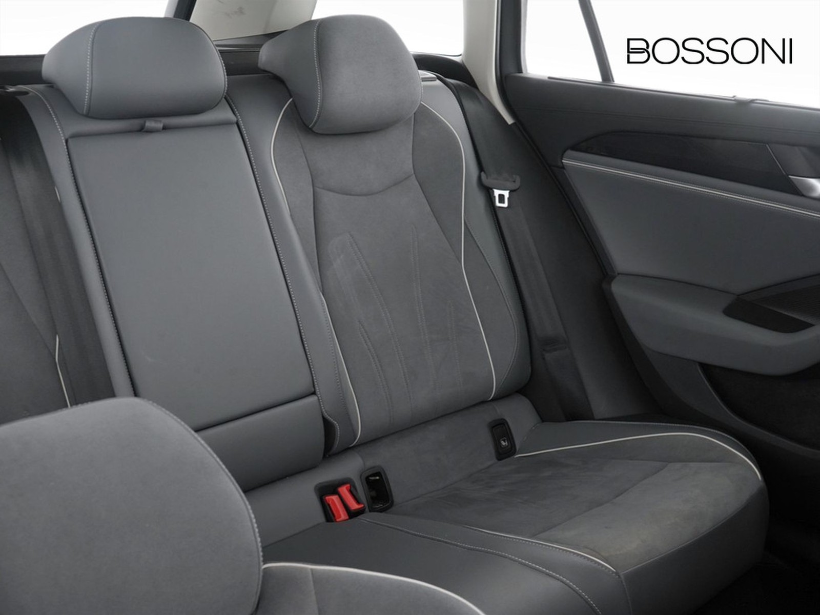 23 - Volkswagen Passat 2.0 tdi scr evo 150cv business dsg