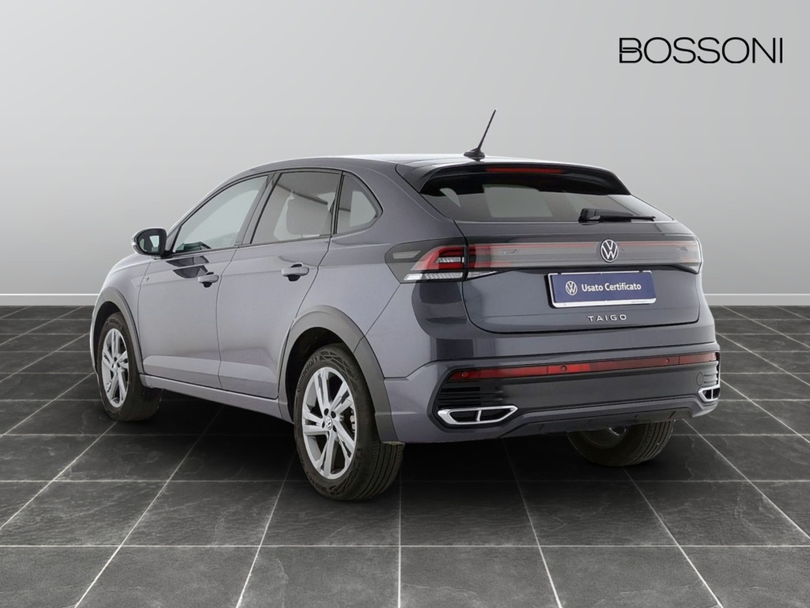 4 - Volkswagen Taigo 1.0 tsi 115cv r-line