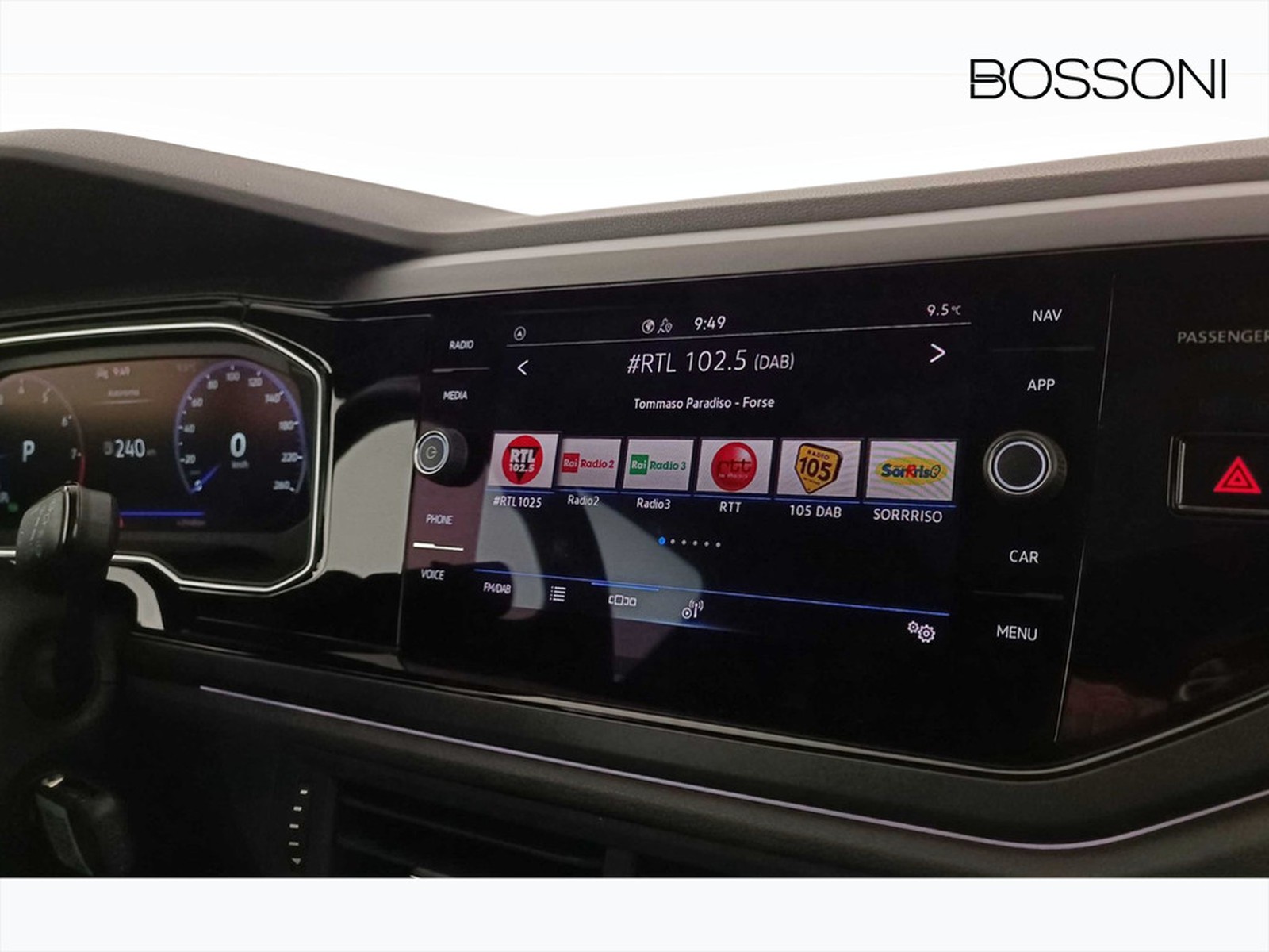 21 - Volkswagen Taigo 1.5 tsi 150cv r-line dsg