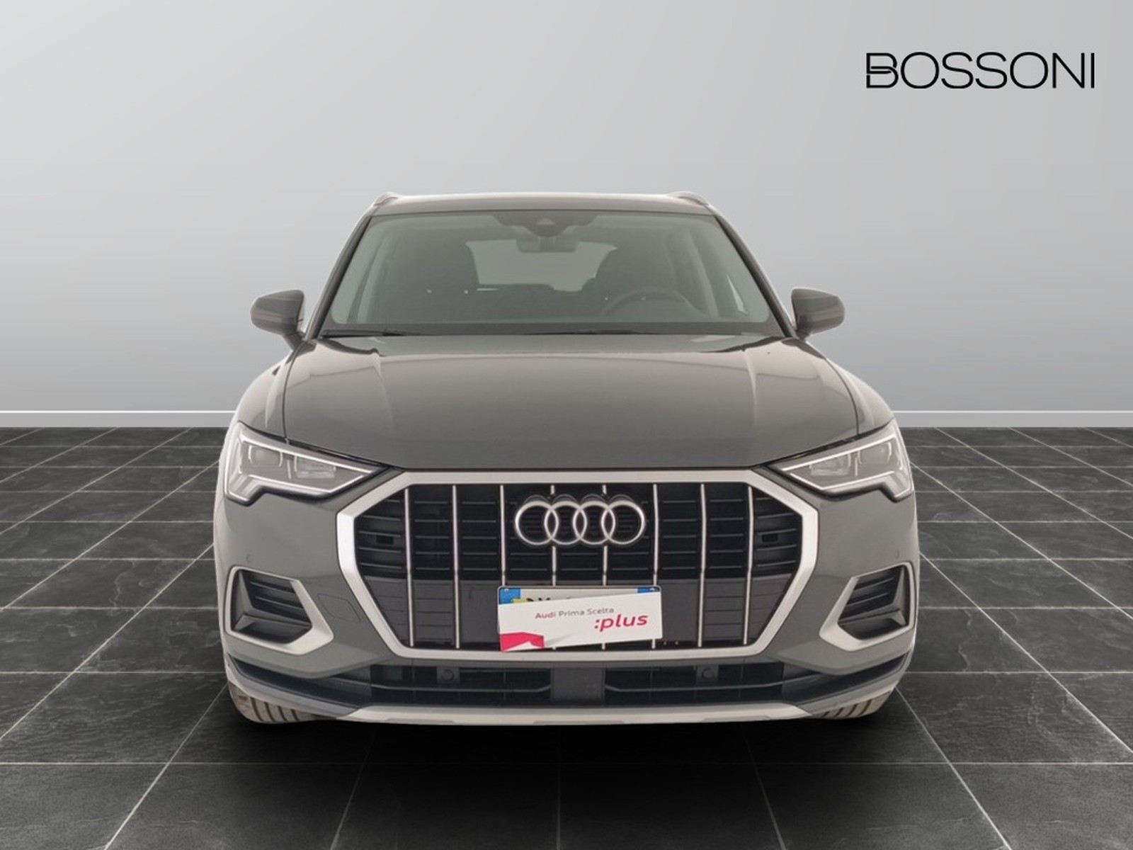 2 - Audi Q3 35 2.0 tdi business advanced s tronic