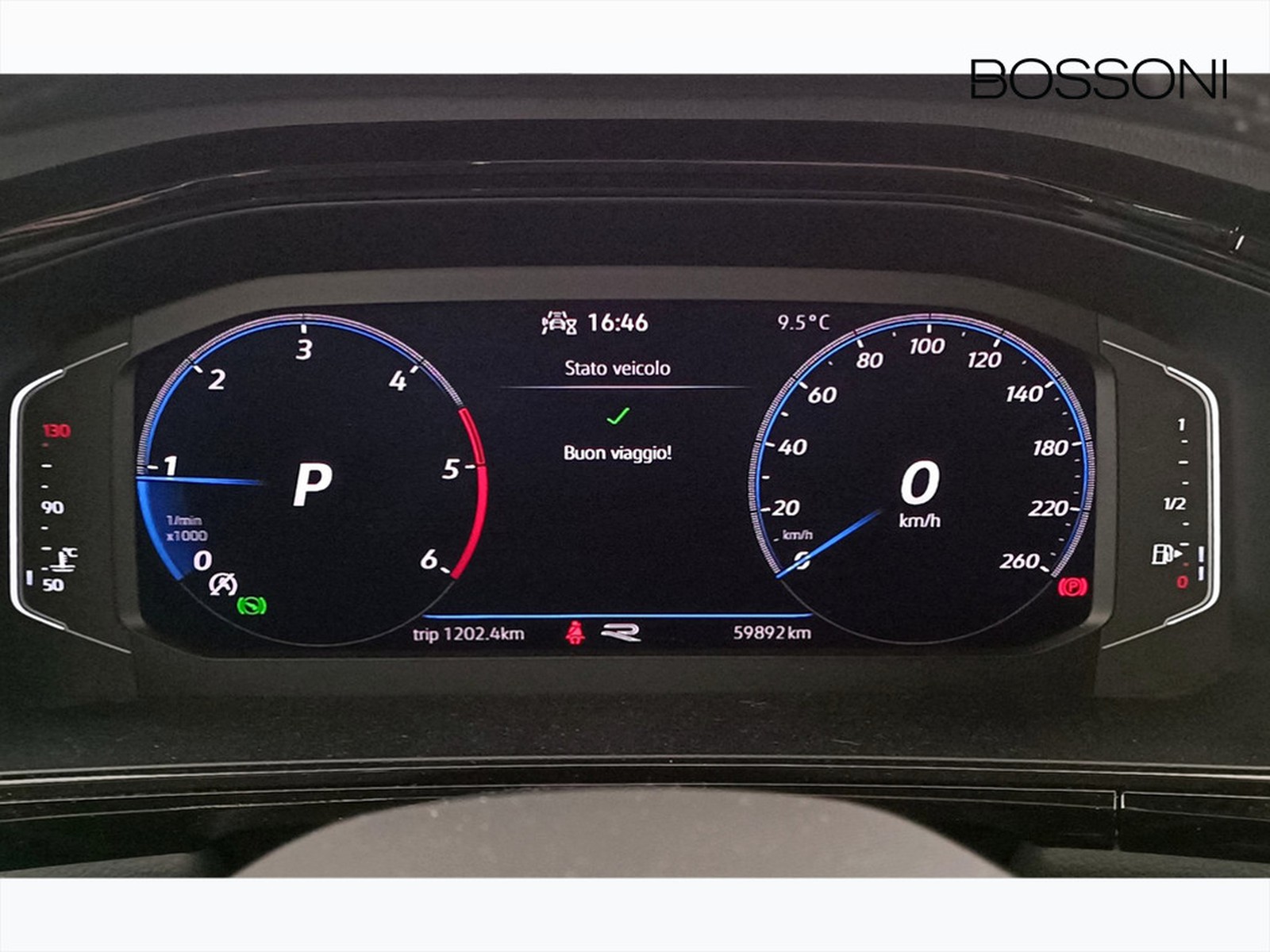 17 - Volkswagen T-Roc 2.0 tdi scr 150cv r line dsg