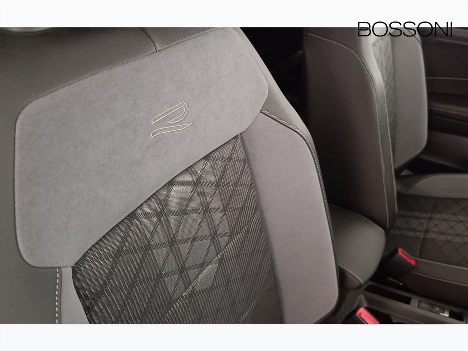 30 - Volkswagen T-Roc 2.0 tdi scr 150cv r line dsg