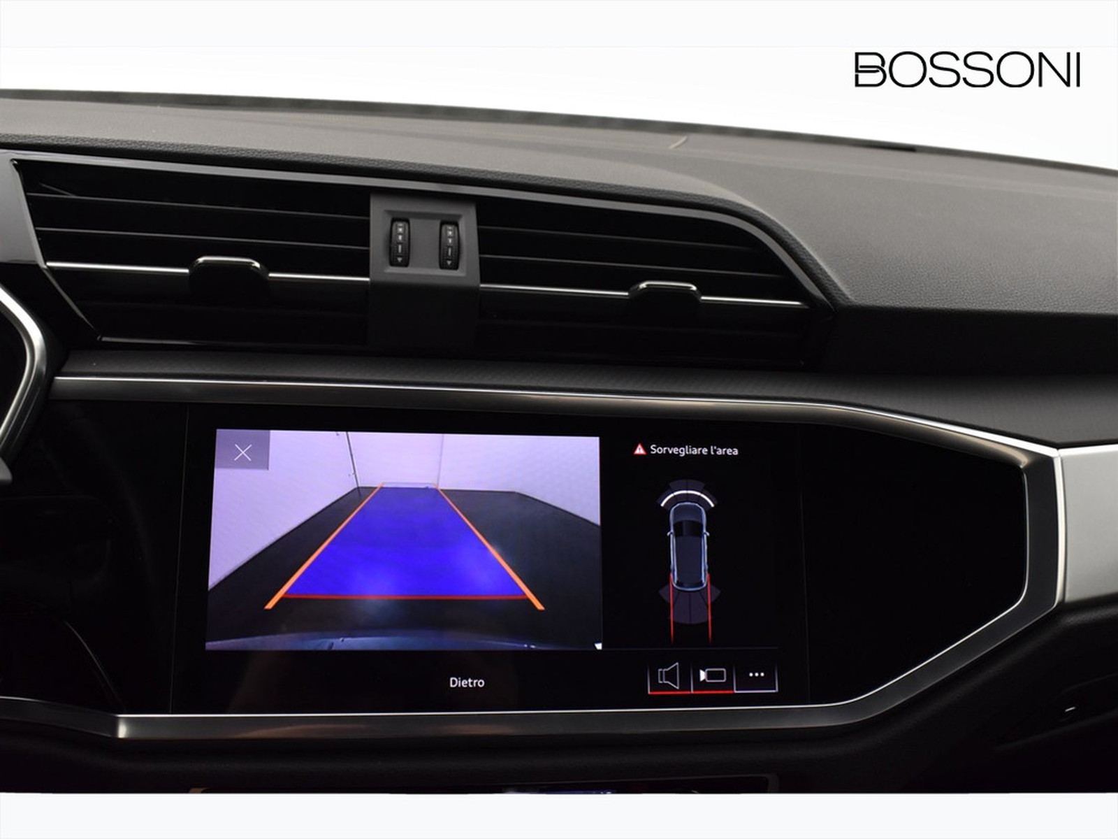 22 - Audi Q3 40 2.0 tdi 200cv business advanced quattro s tronic