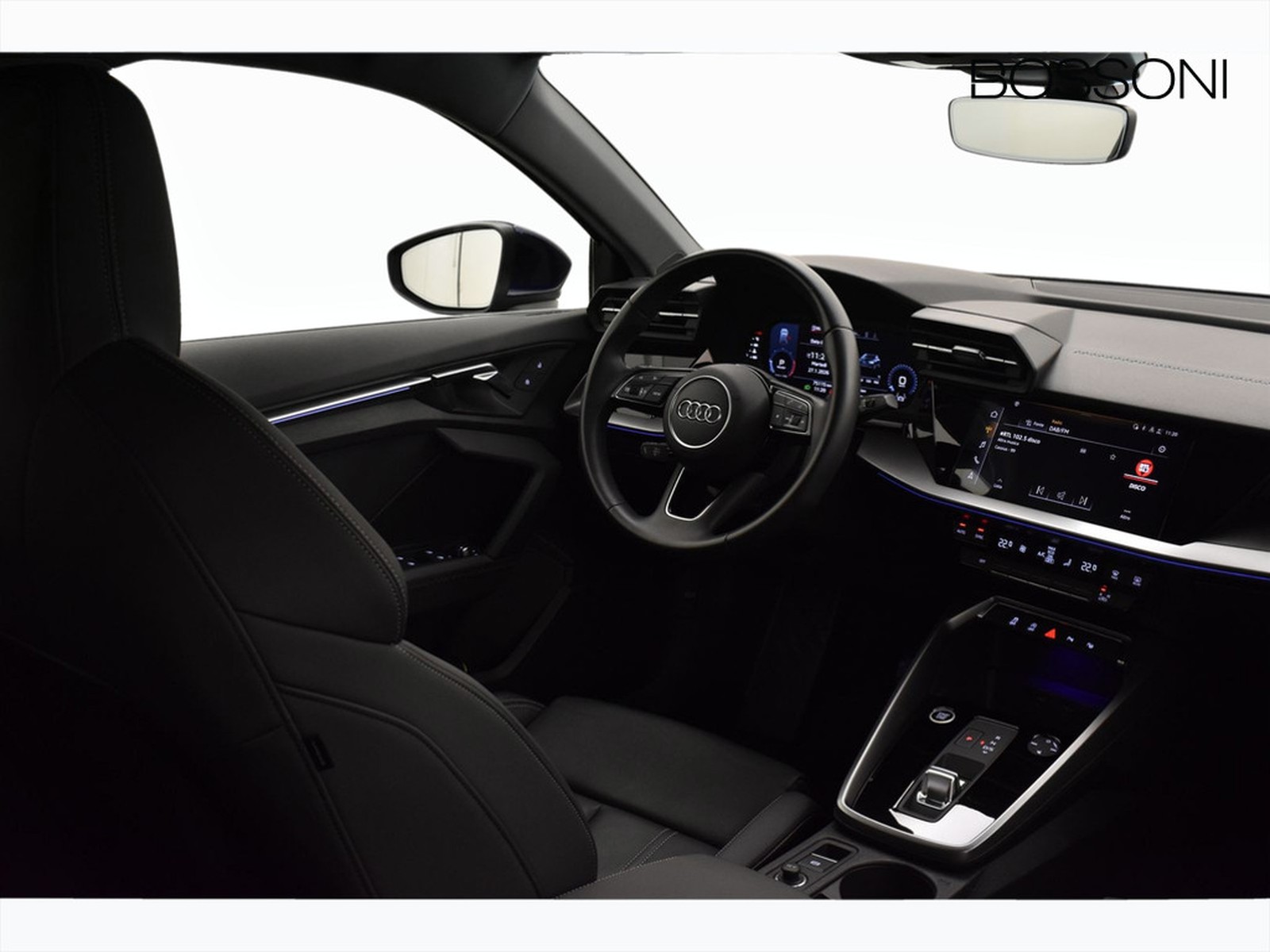 4 - Audi A3 sportback 35 2.0 tdi business s tronic