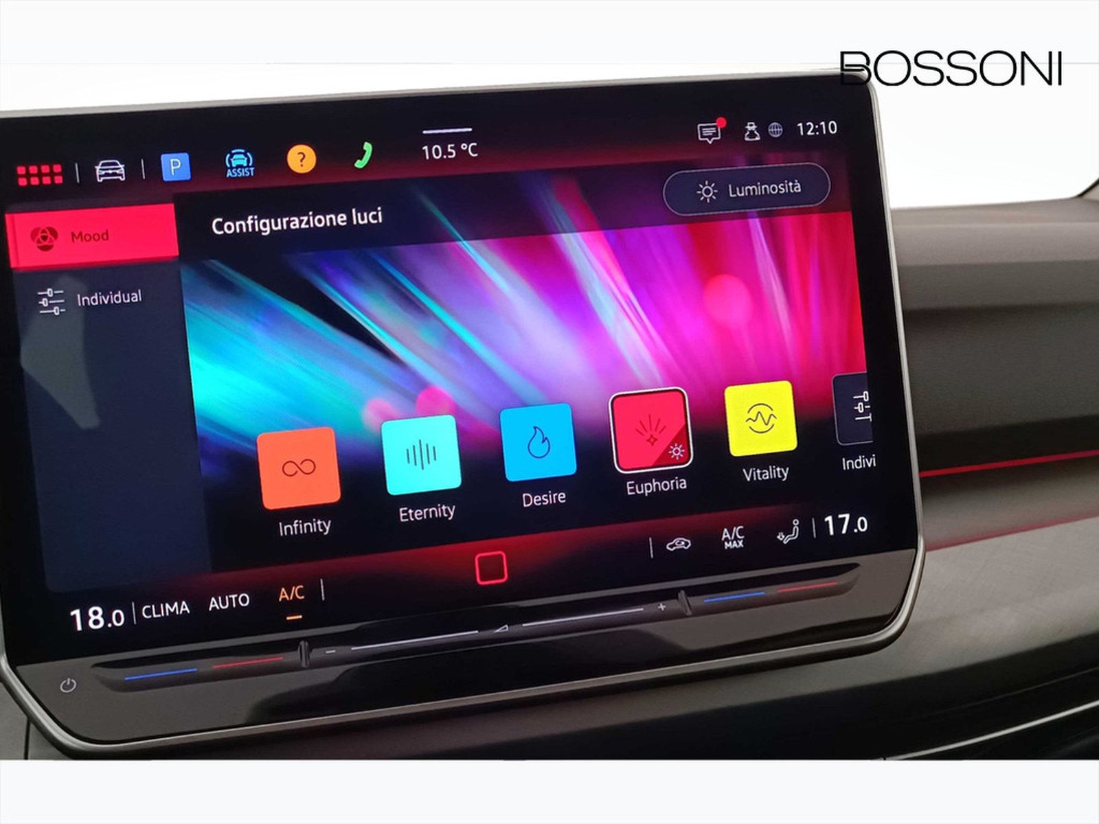 22 - Volkswagen Golf 2.0 tdi scr 115cv life