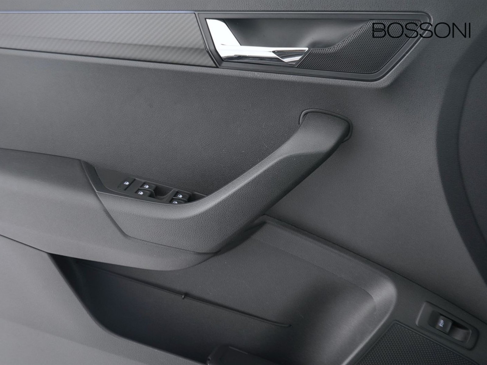 17 - Skoda Karoq 1.5 tsi act sportline dsg