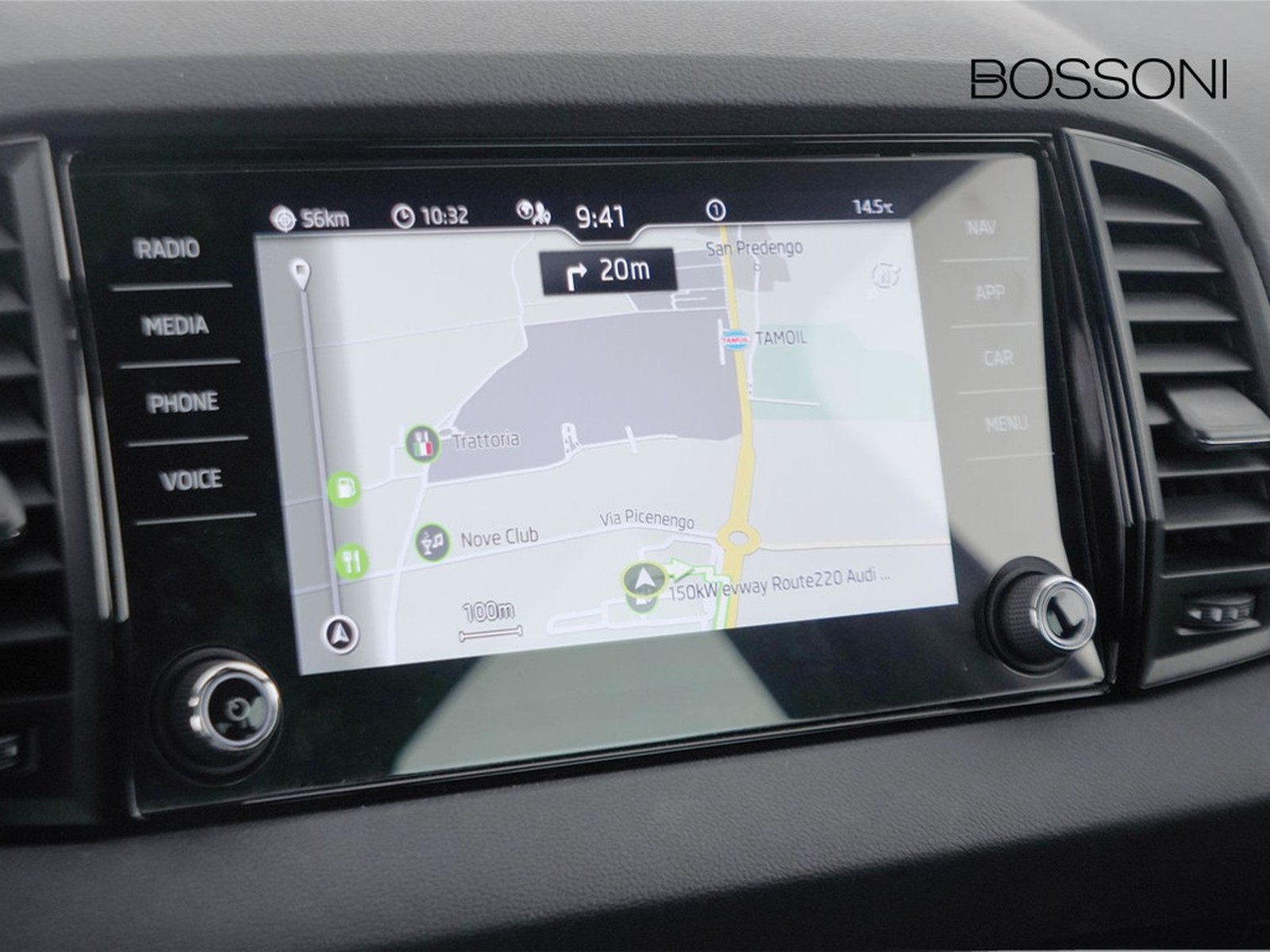 32 - Skoda Karoq 1.5 tsi act sportline dsg