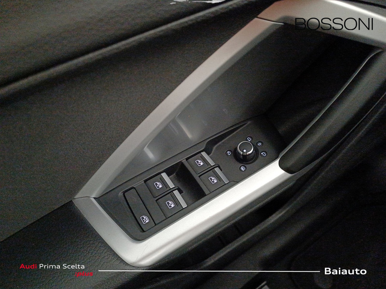 20 - Audi Q3 35 2.0 tdi business advanced s tronic