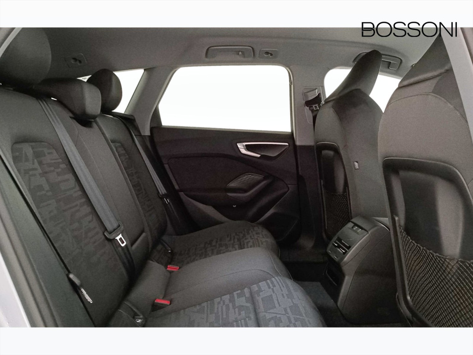 30 - Audi A5 avant 2.0 tdi mhev+ 204cv business advanced