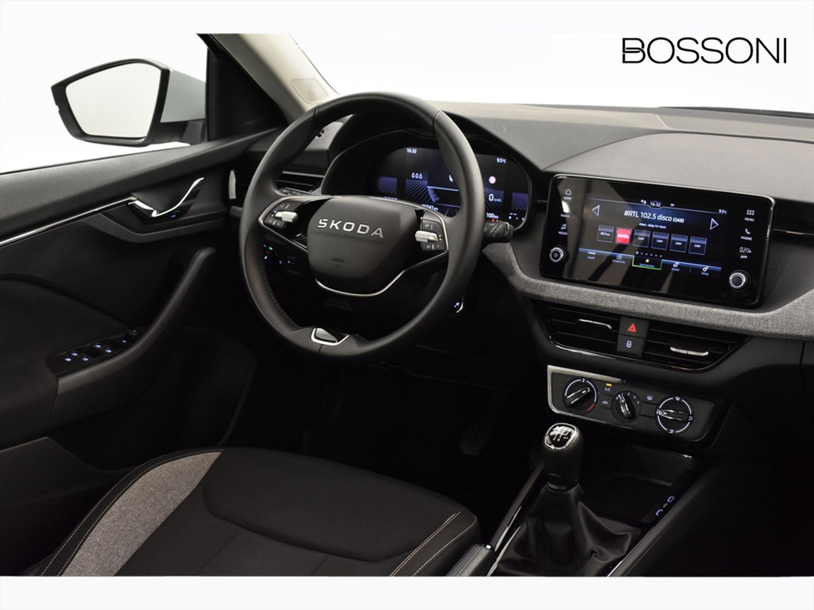 6 - Skoda Kamiq 1.0 tsi 95cv selection