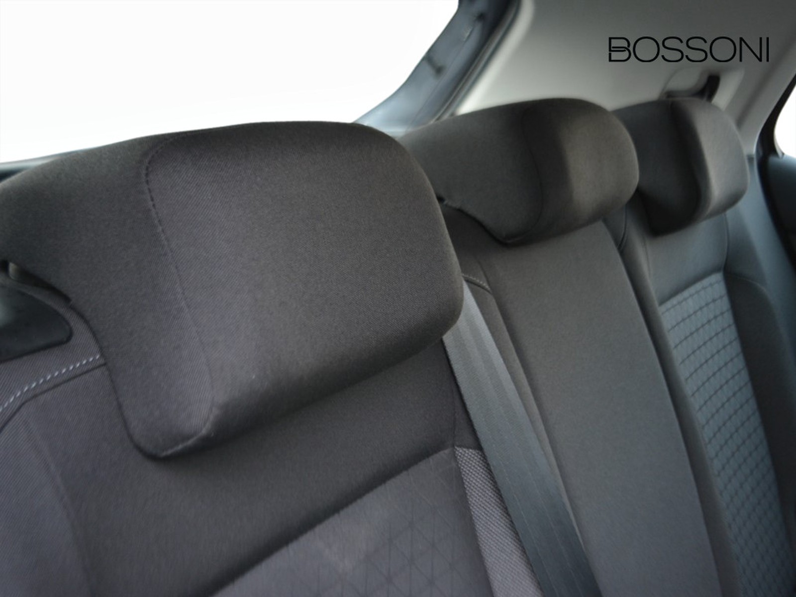 6 - Volkswagen T-Cross 1.5 tsi 150cv style dsg