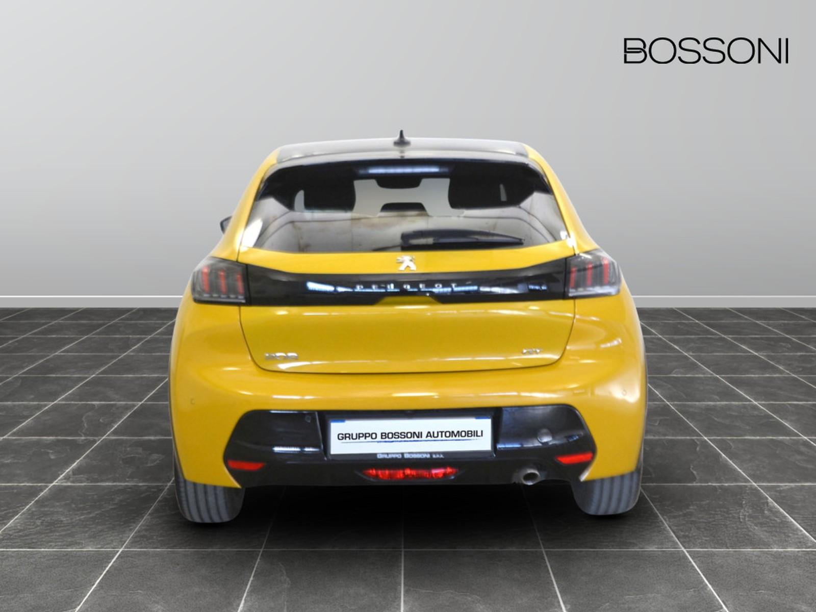 4 - Peugeot 208 5 porte 1.2 puretech gt s&s