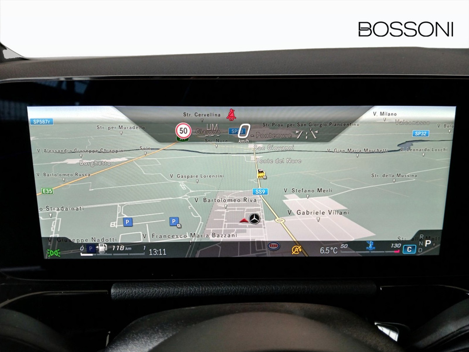 16 - Mercedes GLA 200 d amg line premium 4matic 8g-dct