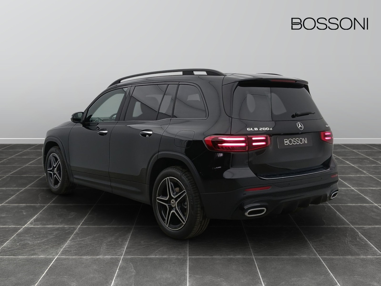 5 - Mercedes GLB 200 d amg line premium 4matic 8g-dct