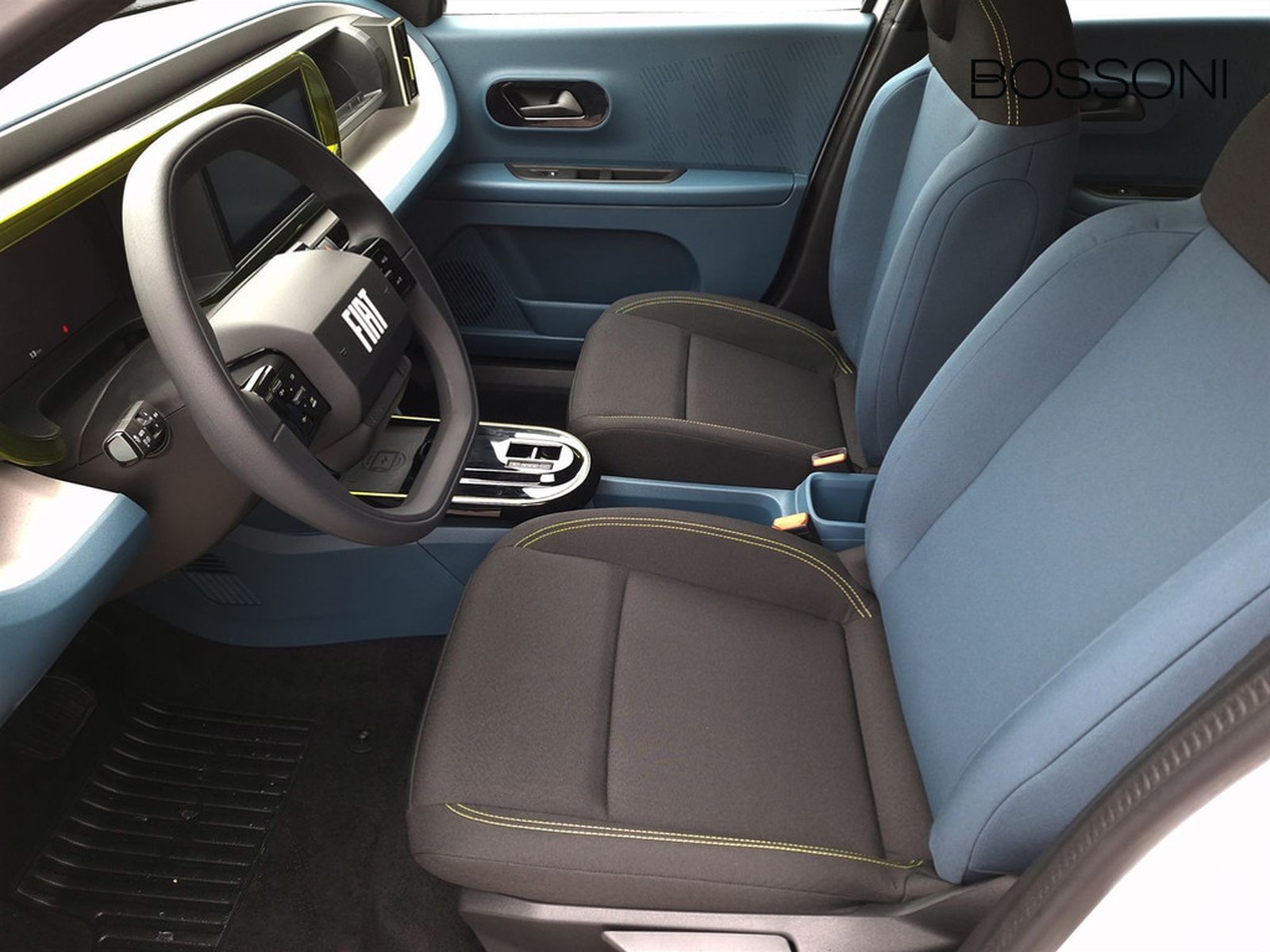 11 - Fiat Grande Panda 1.2 hybrid 110cv business