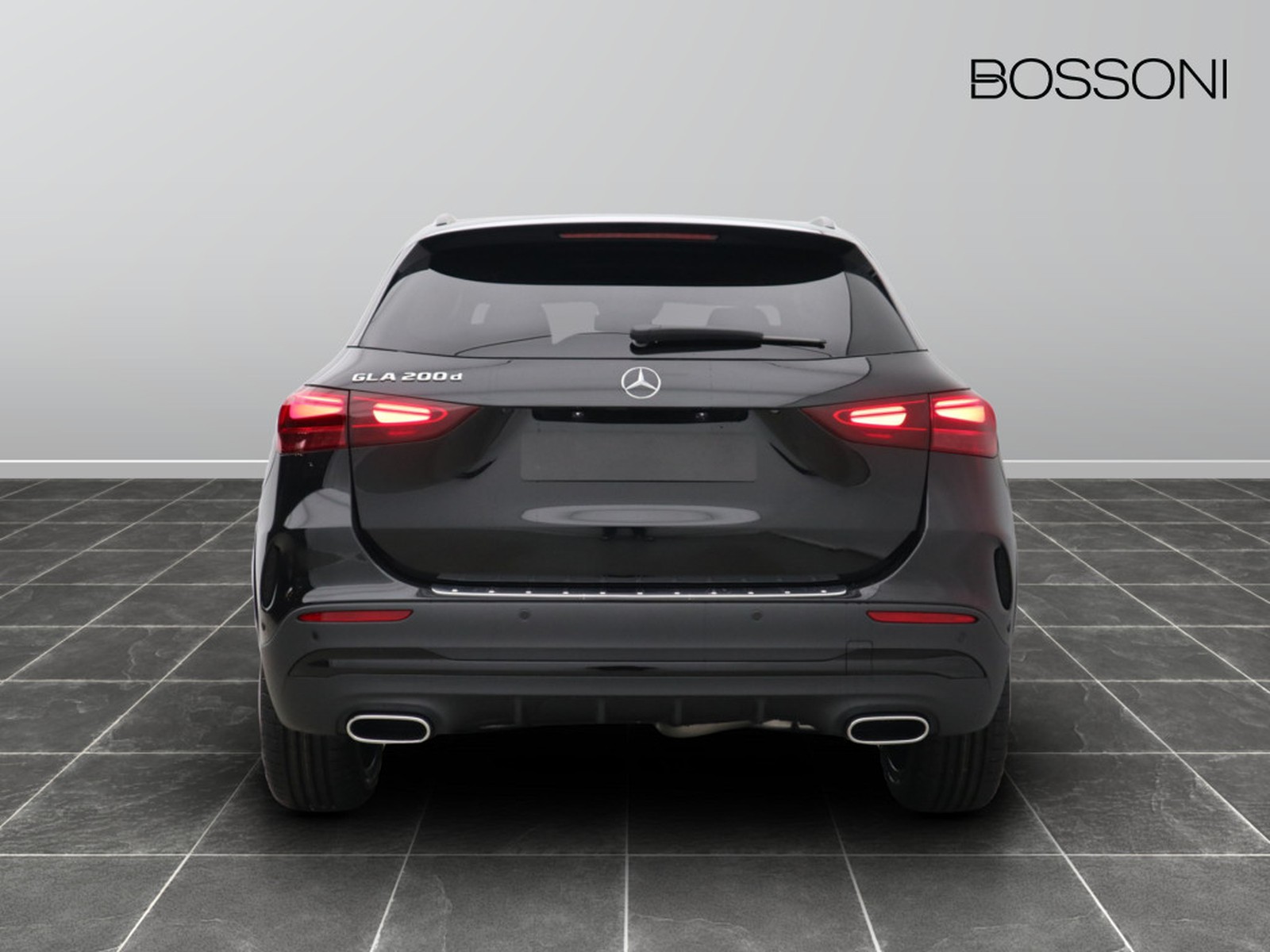 6 - Mercedes GLA 200 d amg line premium 8g-dct