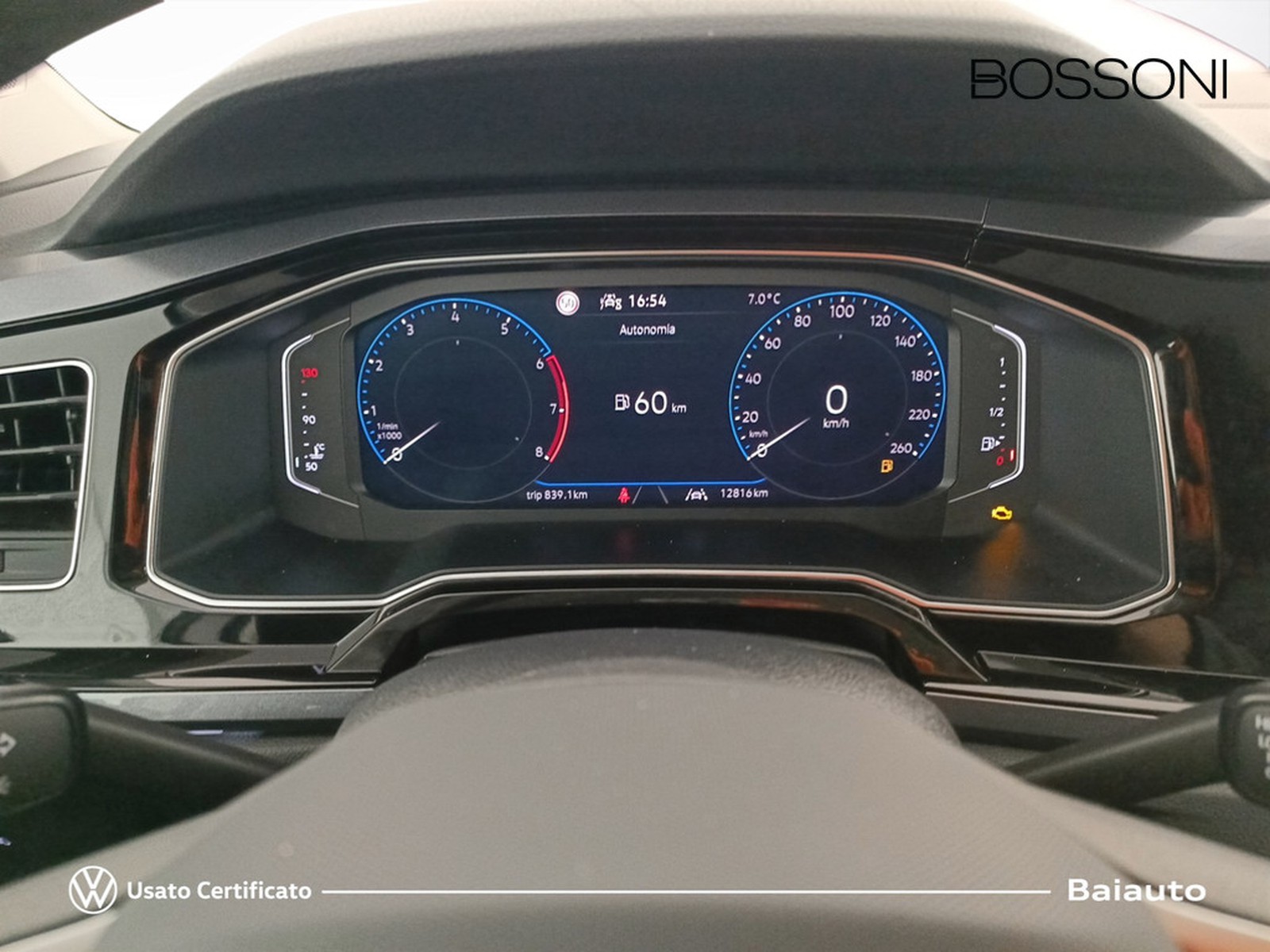 9 - Volkswagen Polo 1.0 tsi 95cv style