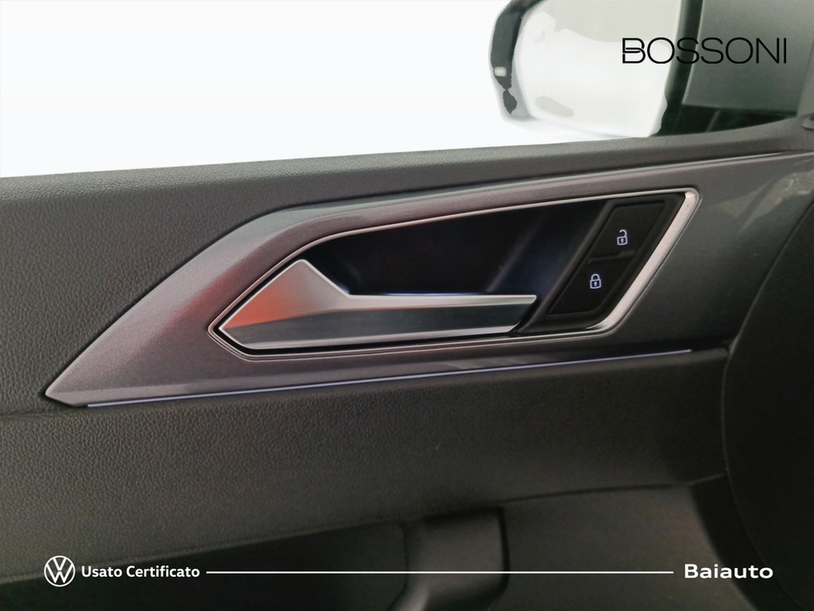 18 - Volkswagen Polo 1.0 tsi 95cv style