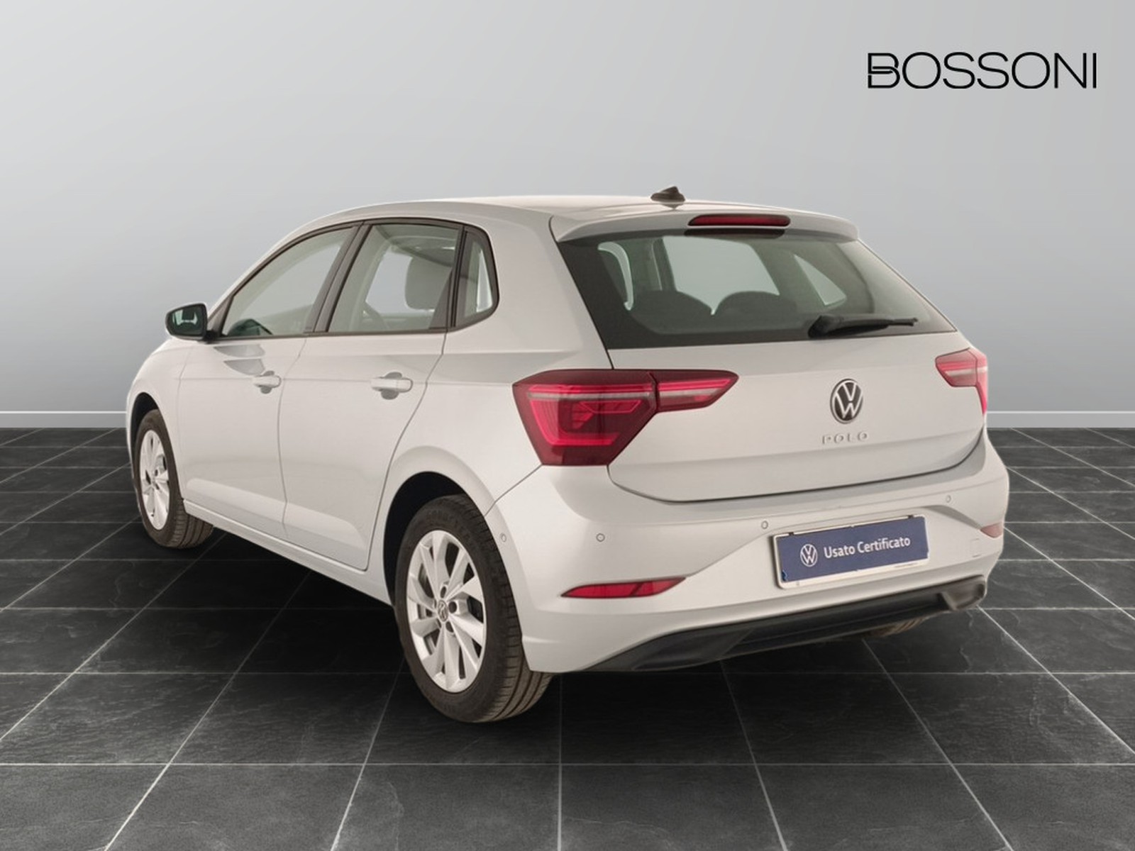 4 - Volkswagen Polo 1.0 tsi 95cv style