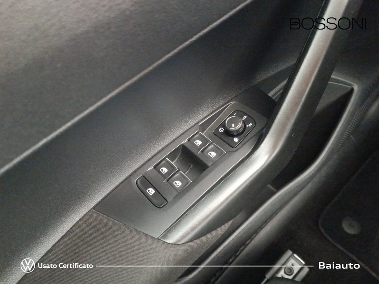 17 - Volkswagen Polo 1.0 tsi 95cv style