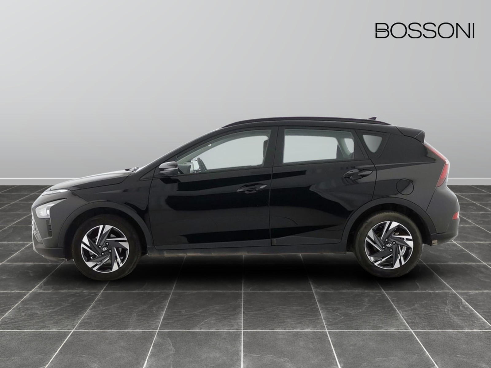 3 - Hyundai Bayon 1.2 mpi xclass