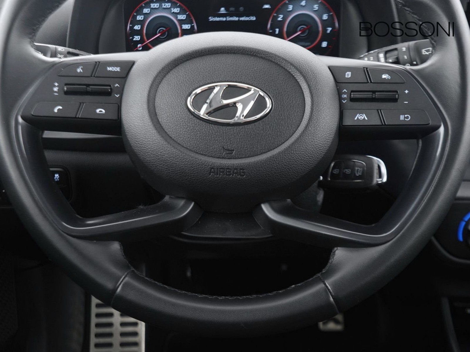 15 - Hyundai Bayon 1.2 mpi xclass