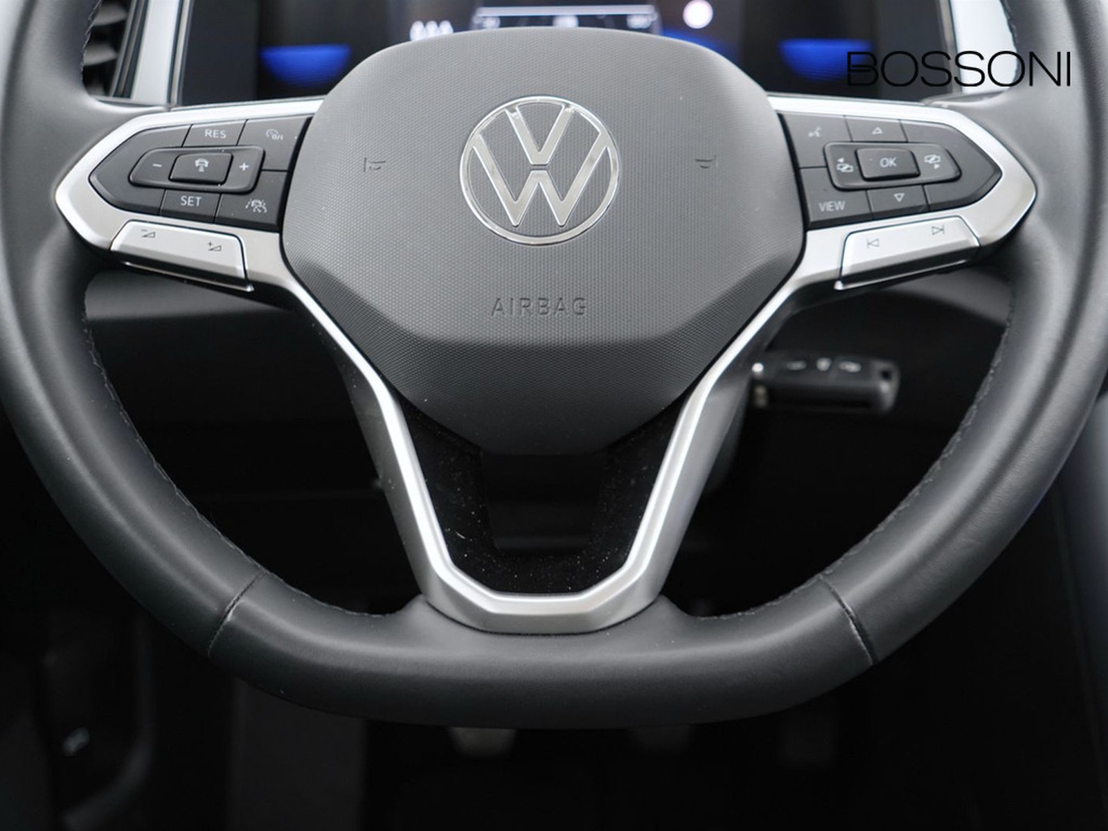 15 - Volkswagen T-Roc 2.0 tdi scr 115cv life