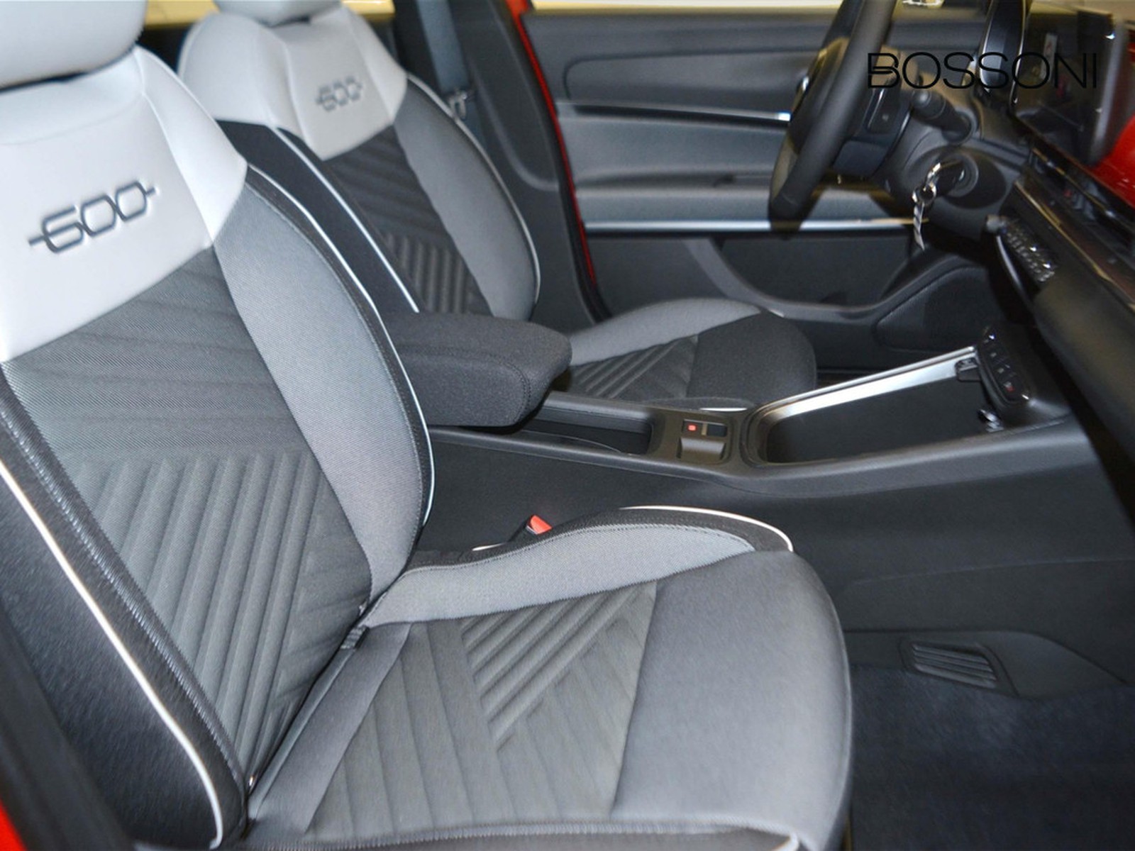 5 - Fiat 600 1.2 hybrid 110cv icon edct