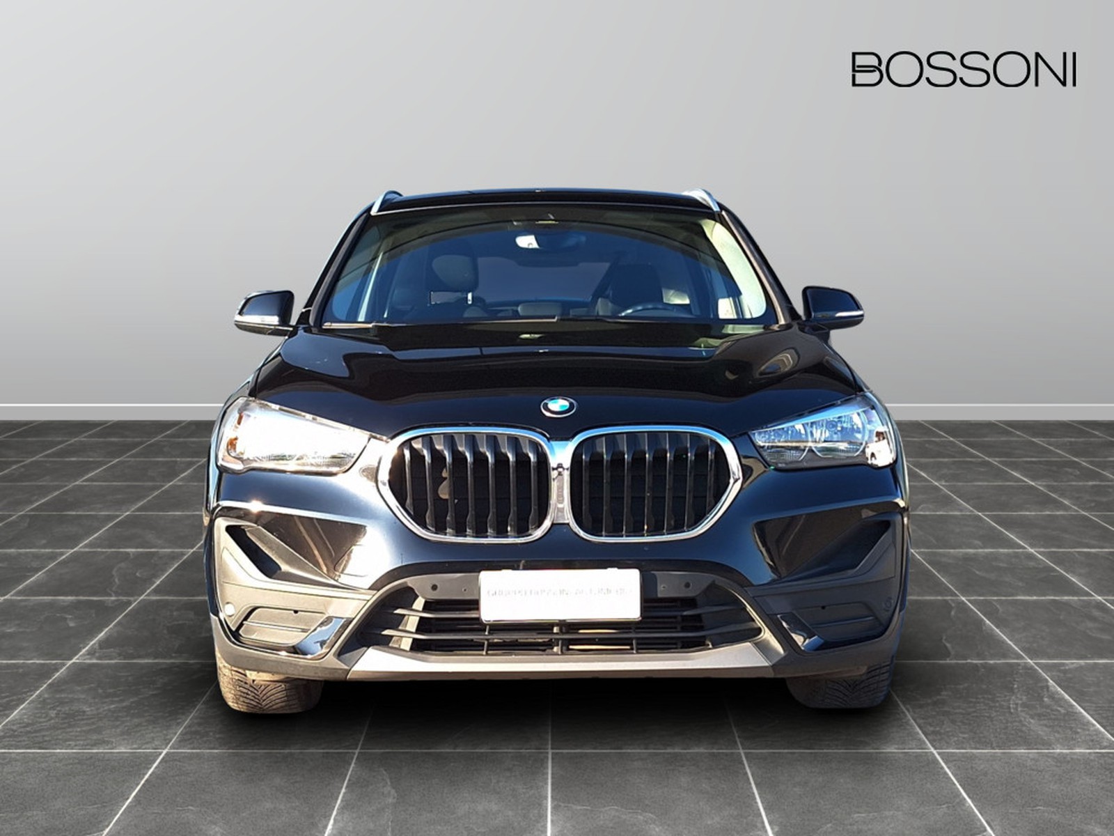 2 - BMW X1 18d sdrive business advantage steptronic