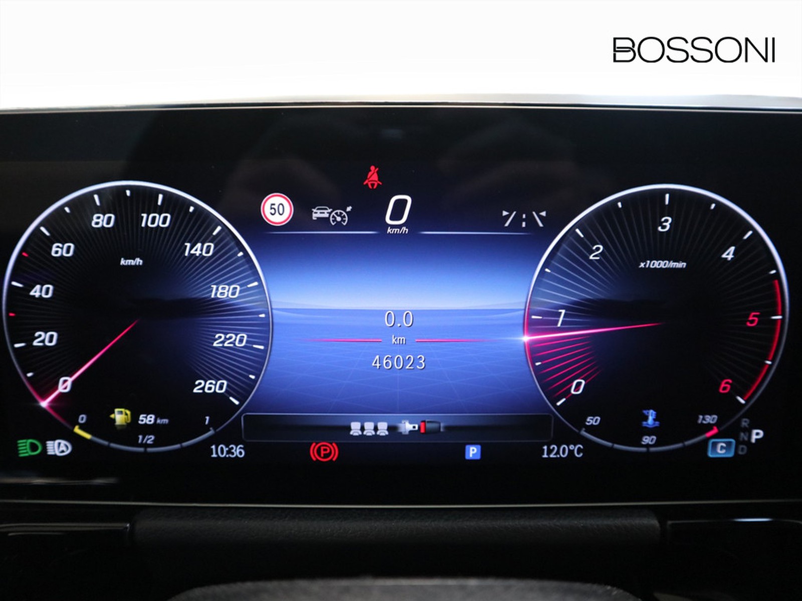 9 - Mercedes GLA 200 d progressive advanced plus 8g-dct