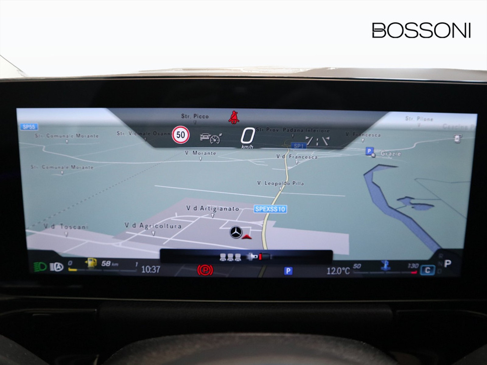 16 - Mercedes GLA 200 d progressive advanced plus 8g-dct