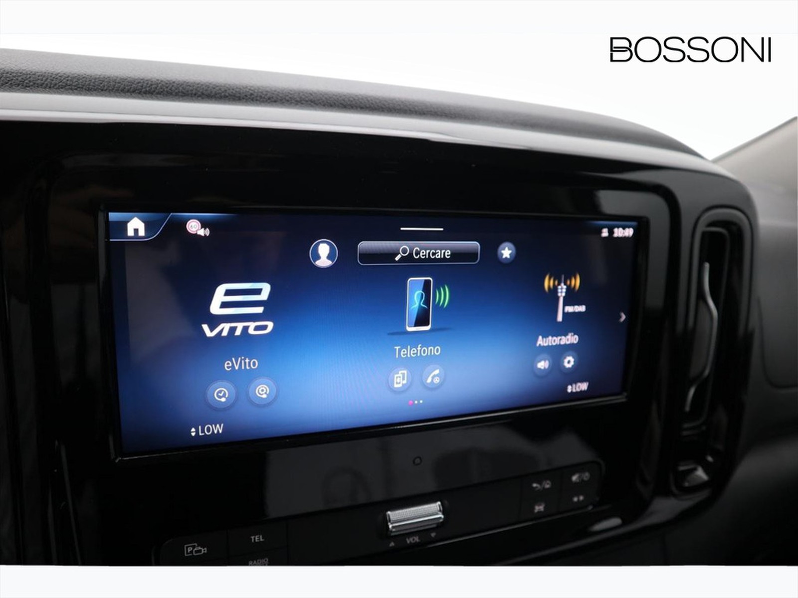 11 - Mercedes Vans Vito etourer 129 long 90kwh