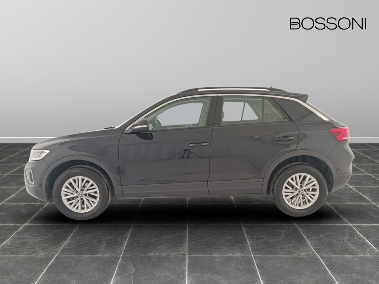 3 - Volkswagen T-Roc 2.0 tdi scr 115cv life