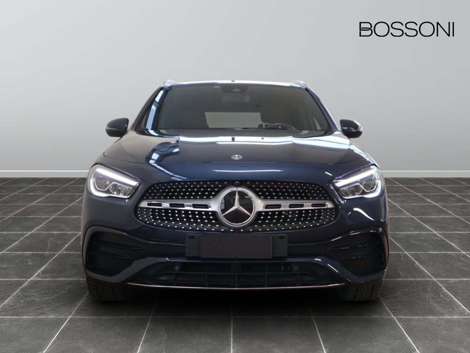 2 - Mercedes GLA 250 e plug in hybrid (e eq-power) premium 8g-dct