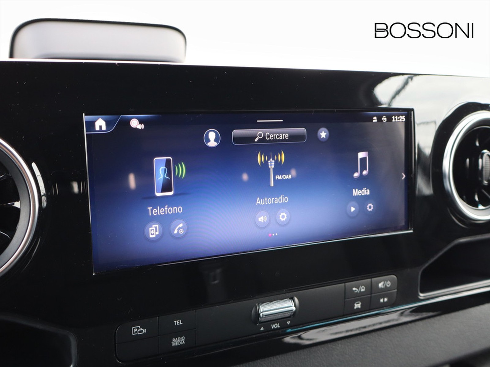 8 - Mercedes Vans Sprinter 319 2.0 cdi f 43/35 rwd h2 9g-tronic