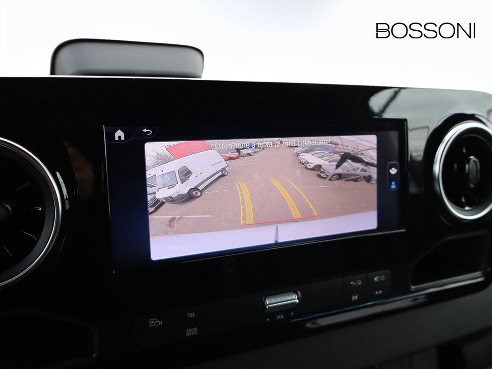 9 - Mercedes Vans Sprinter 319 2.0 cdi f 43/35 rwd h2 9g-tronic