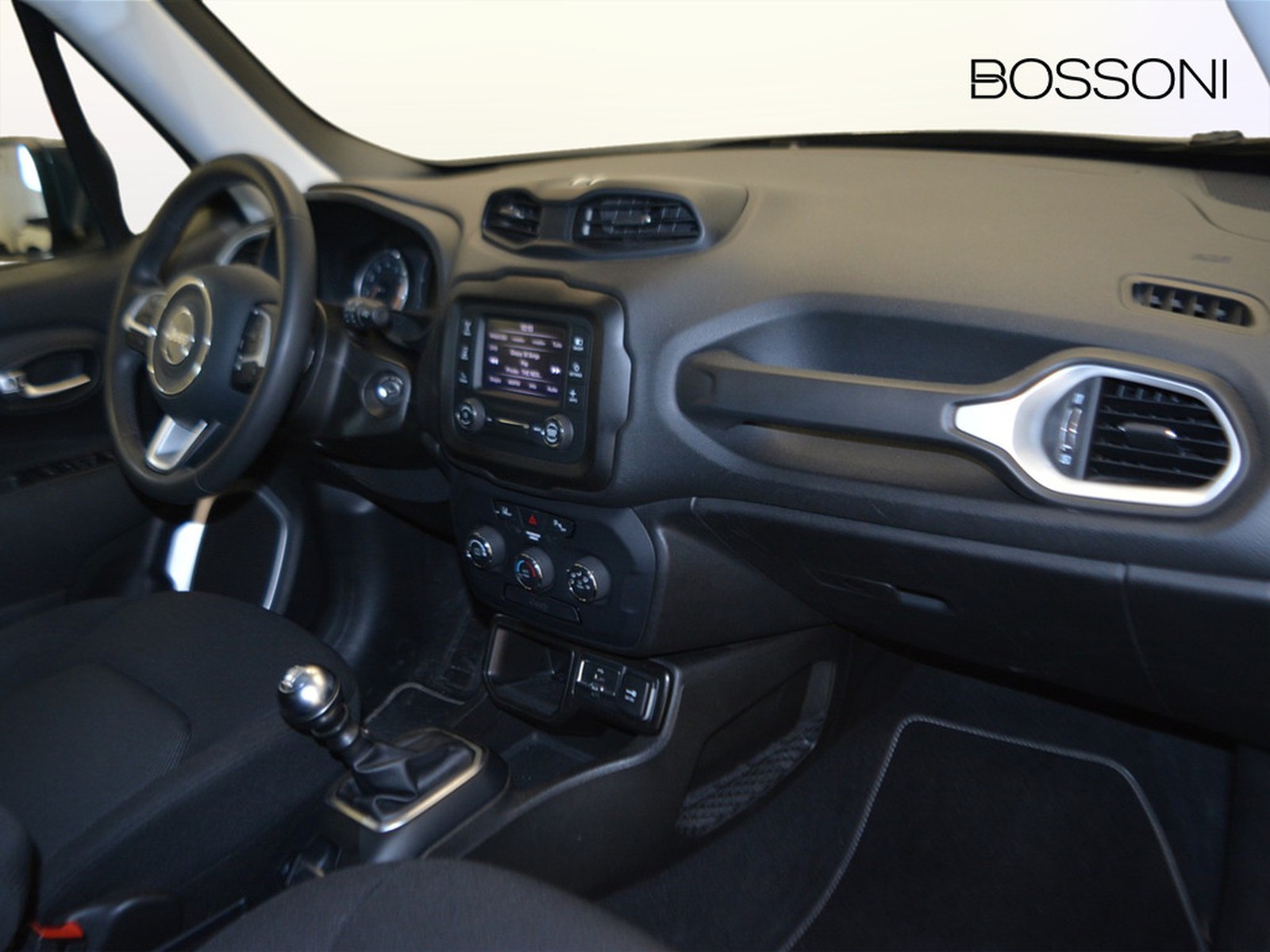 8 - Jeep Renegade 1.0 t3 longitude 2wd