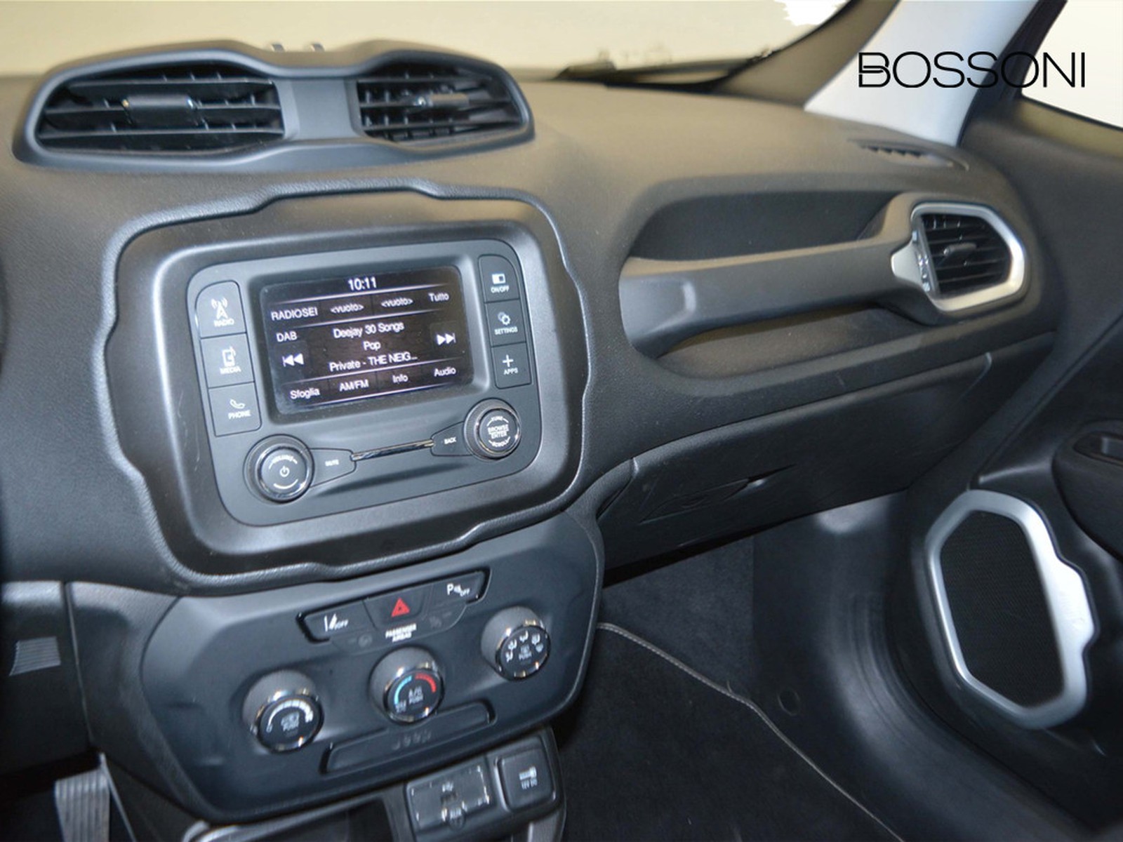 16 - Jeep Renegade 1.0 t3 longitude 2wd